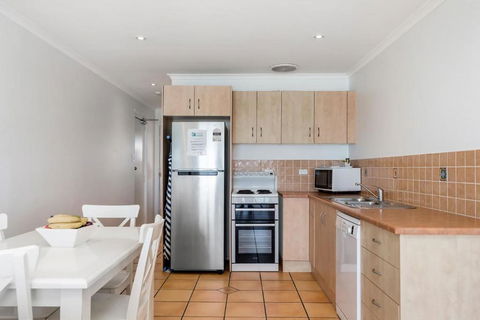 Apartment 8T - Whitsundays Accommodation 3
