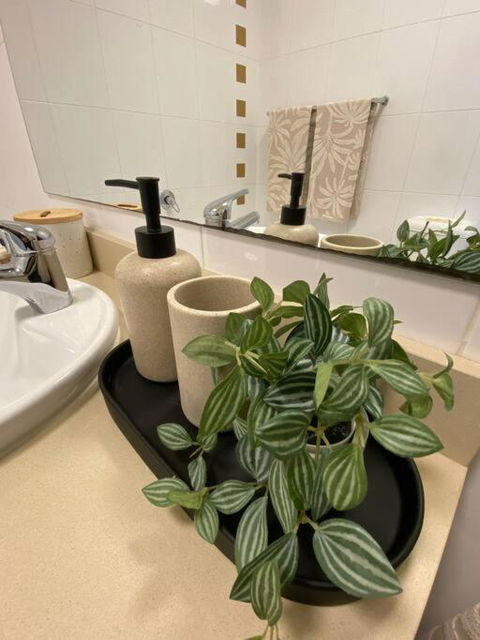 Apartment In Chiswick With Pool, Sauna & Gym - Whitsundays Accommodation 1