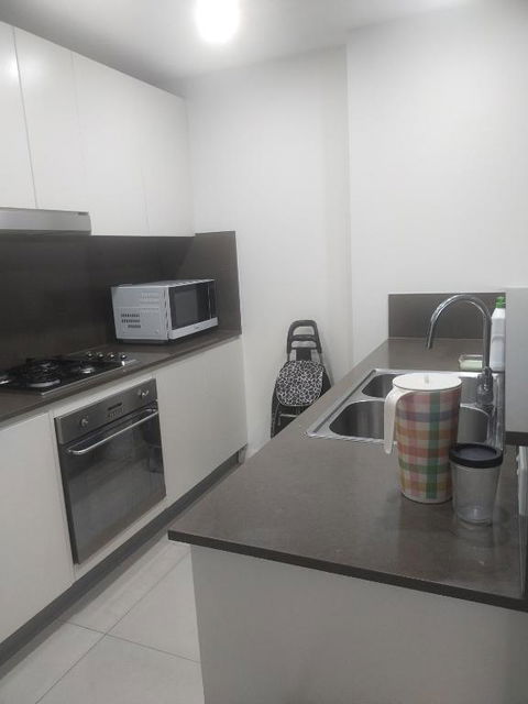 Apartment In Parramatta - Whitsundays Accommodation 3