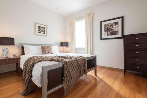 Apartment In The Heart Of The Launceston CBD - Whitsundays Accommodation 0