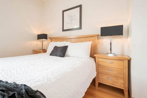 Apartment In The Heart Of The Launceston CBD - Whitsundays Accommodation 3