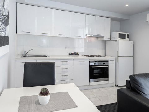 Apartments On Chapman - Whitsundays Accommodation 4