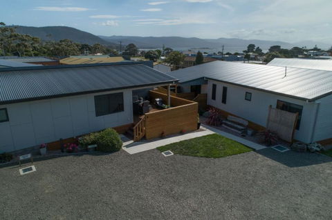 Apartments On Fraser Bicheno - Whitsundays Accommodation 2