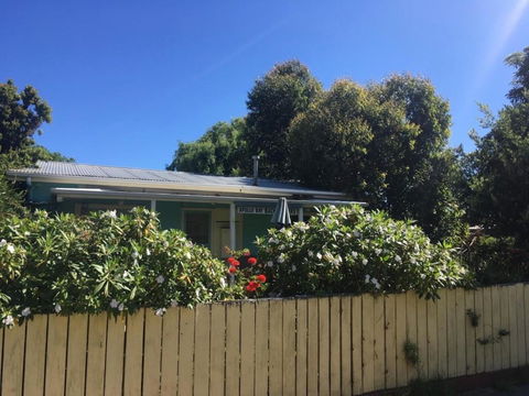 Apollo Bay Backpackers - Whitsundays Accommodation 1