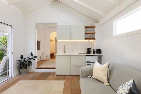 Apollo Studio - Whitsundays Accommodation 0
