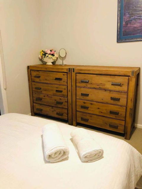 Apple House Truganina - Whitsundays Accommodation 2