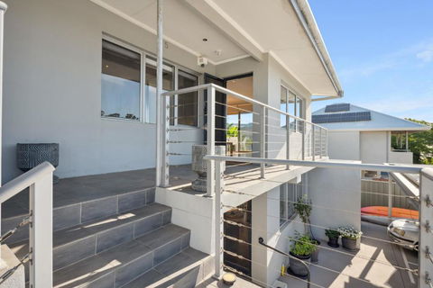Applecross Riverside Apt - Whitsundays Accommodation 4