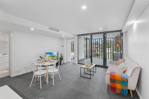 Apt Near Garden City&3km To QSAC - Whitsundays Accommodation 0