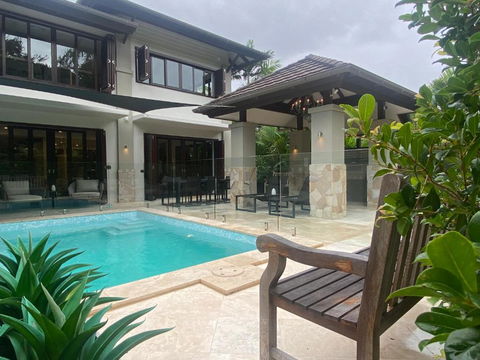 AQUA Beachfront Villa Port Douglas - Whitsundays Accommodation 3