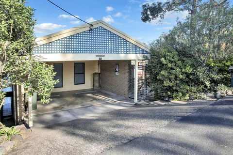 Aqua La Vista - 4 Bedroom Pet Friendly House - Whitsundays Accommodation 4