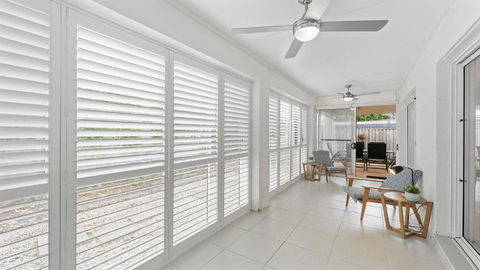 Aqua Links 70 The Drive Yamba - Whitsundays Accommodation 4