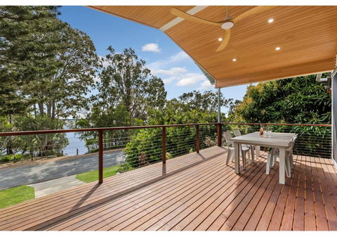 Aqua Marine - A Warm And Soulful Spot To Unwind - Whitsundays Accommodation 0