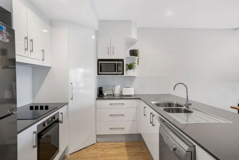 Aqua On Fletcher Street - Whitsundays Accommodation 4