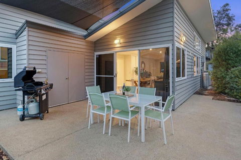 Aqua21 @ Cape Villas Dunsborough - Whitsundays Accommodation 3