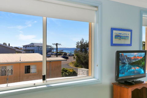 Aquarius Apartment 7 - Whitsundays Accommodation 2