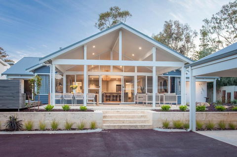 Aquila I Private Properties - Whitsundays Accommodation 0