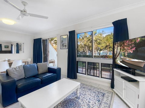 Arcadia Beach Unit 1 - Whitsundays Accommodation 3