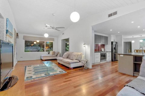 Archies - Private Coastal Sanctuary, Perfect For Familes, Linen Included - Whitsundays Accommodation 3