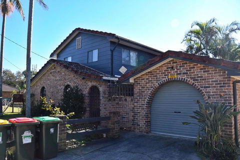 Arcos - Whitsundays Accommodation 1
