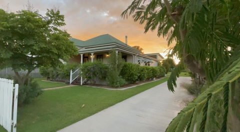 Area51 Warwick - Whitsundays Accommodation 0