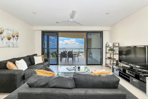 Arguably The Best Location In Darwin City - Whitsundays Accommodation 2
