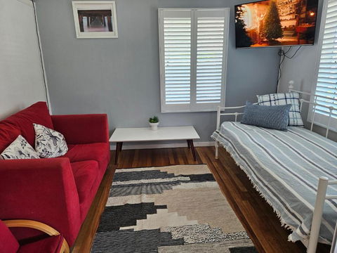 Armies Apartment - Whitsundays Accommodation 2