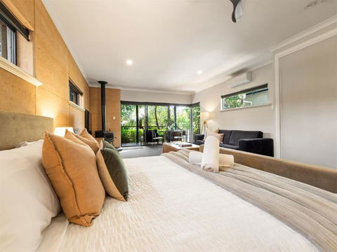 Aroha - Whitsundays Accommodation 4