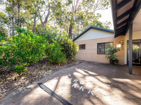 Aroha - Whitsundays Accommodation 2