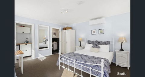 Aroha Studio - Whitsundays Accommodation 0