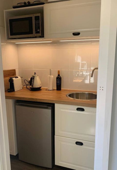 Aroha Studio - Whitsundays Accommodation 3