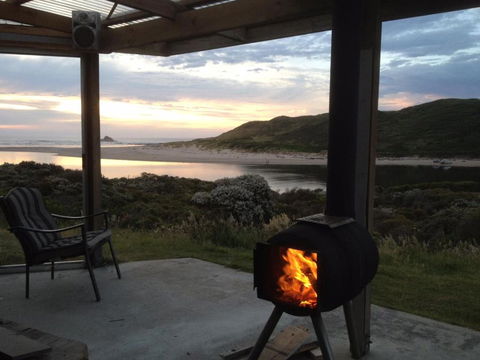 Arthur River Spa Cottage - Whitsundays Accommodation 2