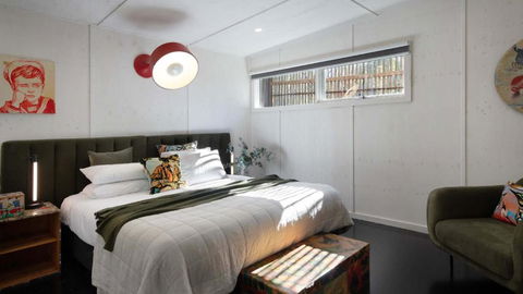 Artists Garden Cottage - Whitsundays Accommodation 4