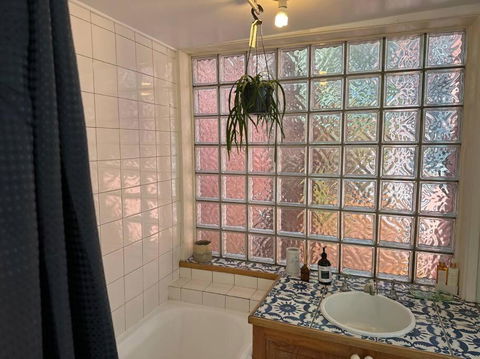 Artsy North Melbourne 2-Bedder - Whitsundays Accommodation 1