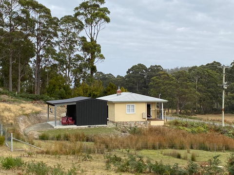 Aruma Cottage Bruny Island - Whitsundays Accommodation 1