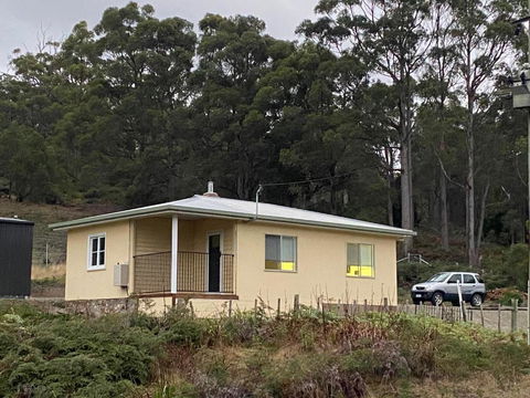 Aruma Cottage Bruny Island - Whitsundays Accommodation 0