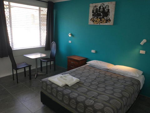 Aspley Sunset Motel - Whitsundays Accommodation 2