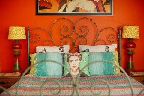 Assemblage Boutique Art B & B - Whitsundays Accommodation 4