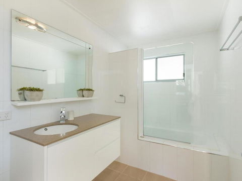 At Melaleuca 3 - Whitsundays Accommodation 1