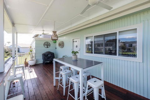At The Beach Brooms Head-LJHooker Yamba - Whitsundays Accommodation 2