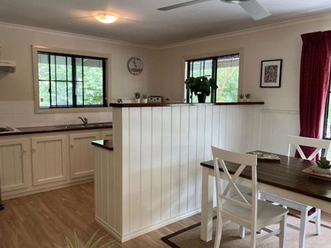 Auburn Hideaway - Whitsundays Accommodation 2