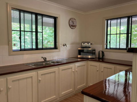 Auburn Hideaway - Whitsundays Accommodation 1
