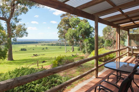 Augusta Sheoak Chalets - Whitsundays Accommodation 0