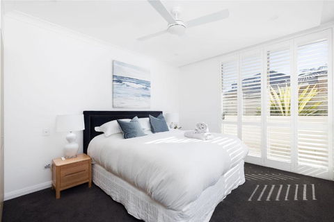 Aura 3 Spectacular Beachside Views - Whitsundays Accommodation 4