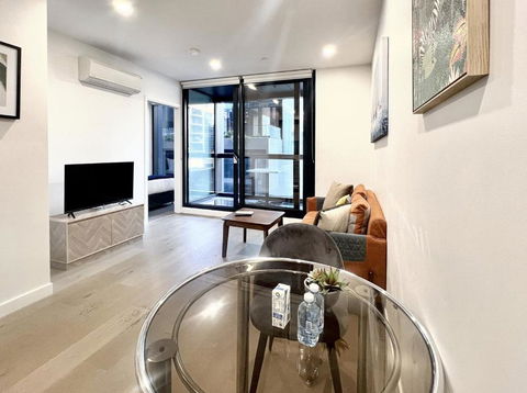 Aura On Lonsdale - Whitsundays Accommodation 4