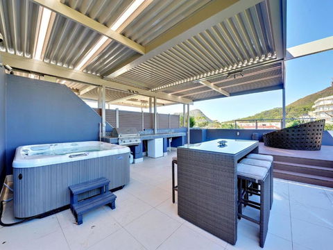 Aura Apartments Unit 12 59 Shoal Bay Road - Whitsundays Accommodation 2