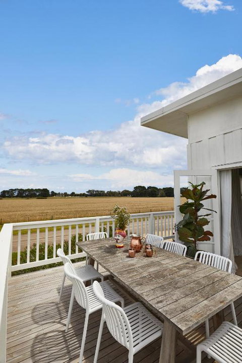 Aurora - Beachside Beauty - Whitsundays Accommodation 4