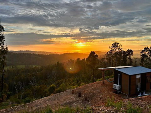 Aurora Lookout By Tiny Away - Whitsundays Accommodation 1