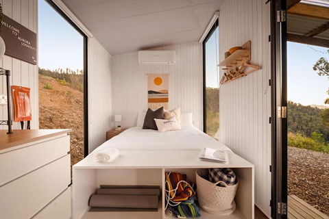 Aurora Lookout By Tiny Away - Whitsundays Accommodation 3