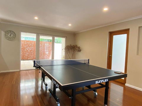 Aussie Escape Poolside Comfort And Relaxation - Whitsundays Accommodation 3