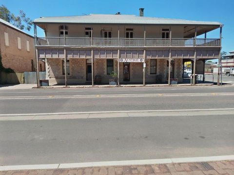 Austral Inn - Whitsundays Accommodation 0